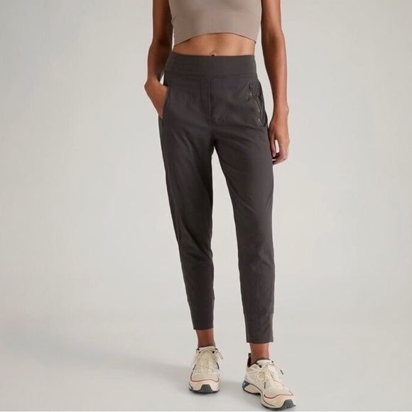 Athleta Pants - NWT Athleta Trekkie North High Rise Jogger Big Sur Pant Gorpcore Athleisure
